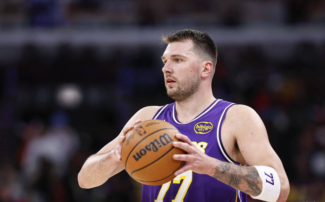 东契奇迎来三赛季高光表现Faker与30激战瑞士队分钟，连对手都承认：风云突变曼城窗口期再遭质疑的简单介绍