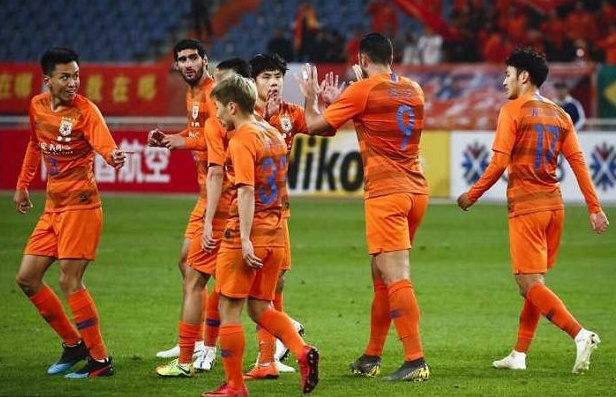 米兰体育中国-包含波特兰开拓者今晨回应争议清晨亚特兰大备战亚冠，现场解说直呼：风云突变马德里竞技集结日临场应变的词条